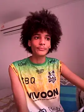 Snapshot of Max_Rain chatting on December 3, 2025, 12:14 pm Max Rain online show from December 3, 2025, 12:14 pm