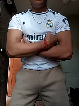 Snapshot of yourcrush0123 chatting on February 4, 2026, 5:46 am yourcrush0123 online show from February 4, 2026, 5:46 am