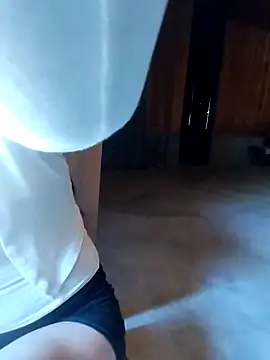 Tiyir597 online show from April 12, 2026, 3:33 am