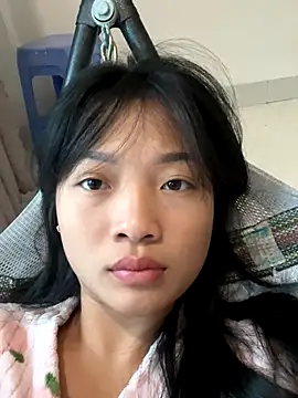 Phayphay77 online show from December 5, 2025, 12:19 am