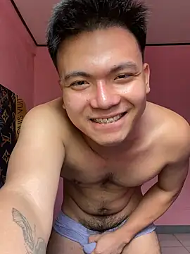 Snapshot of JerichoGutierez chatting on July 22, 2026, 2:47 am JerichoGutierez online show from July 22, 2026, 2:47 am