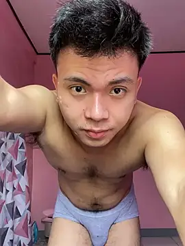 Snapshot of JerichoGutierez chatting on July 28, 2026, 3:24 am JerichoGutierez online show from July 28, 2026, 3:24 am