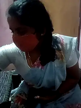 Jessi 25 online show from November 19, 2025, 5:35 pm