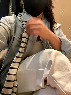 Snapshot of xiao-mo520 chatting on November 2, 2025, 10:39 am xiao-mo520 online show from November 2, 2025, 10:39 am