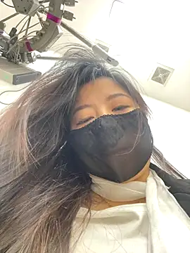 Snapshot of xiao-mo520 chatting on November 3, 2025, 12:17 pm xiao-mo520 online show from November 3, 2025, 12:17 pm