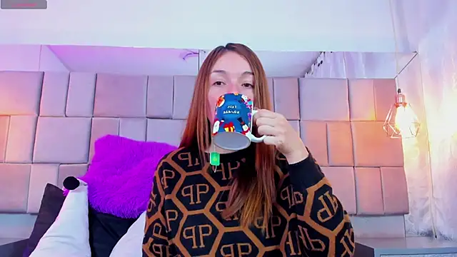 antoneella jones online show from December 2, 2025, 1:28 pm