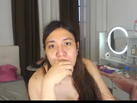 Snapshot of stellahugeX chatting on March 4, 2026, 11:33 pm stellahugeX online show from March 4, 2026, 11:33 pm