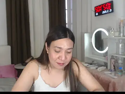 Snapshot of stellahugeX chatting on March 15, 2026, 2:28 am stellahugeX online show from March 15, 2026, 2:28 am