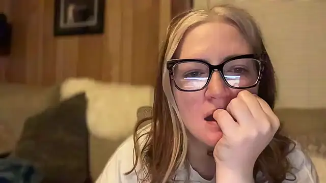 PefectNipz online show from December 1, 2025, 3:22 am