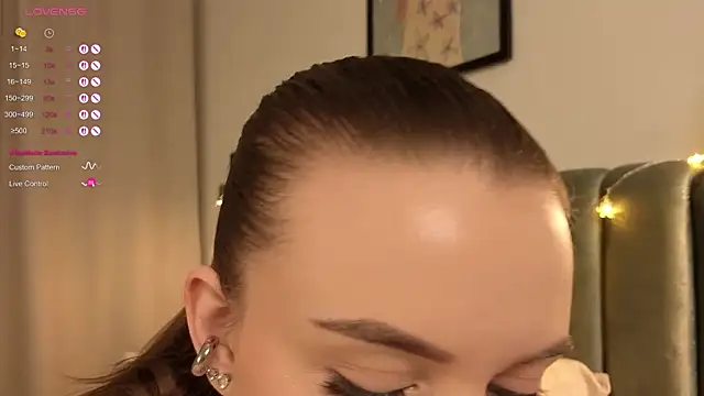 Snapshot of FlexiPixie chatting on January 18, 2026, 4:00 pm FlexiPixie online show from January 18, 2026, 4:00 pm