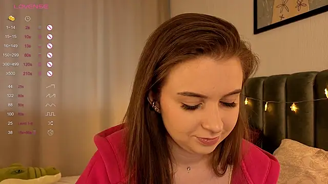 Snapshot of FlexiPixie chatting on March 6, 2026, 2:46 pm FlexiPixie online show from March 6, 2026, 2:46 pm