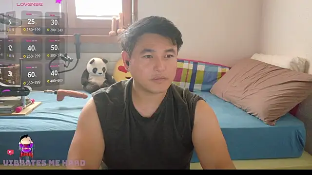 AsianBoy WhiteDaddy online show from September 20, 2025, 1:56 pm
