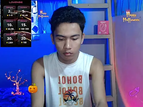 Demure Asian143 online show from November 4, 2025, 3:05 am