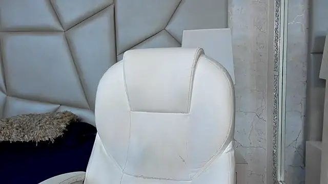 andres-clark92 online show from September 10, 2025, 5:35 pm