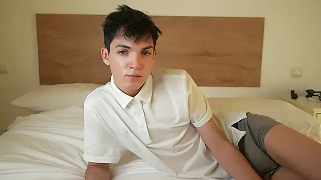 Snapshot of MattyandAiden chatting on June 2, 2026, 7:05 pm MattyandAiden online show from June 2, 2026, 7:05 pm