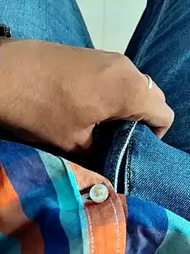 Snapshot of ddllrr224 chatting on November 4, 2025, 7:40 am ddllrr224 online show from November 4, 2025, 7:40 am