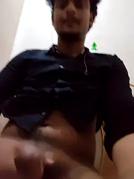 Snapshot of ddllrr224 chatting on December 15, 2025, 5:17 pm ddllrr224 online show from December 15, 2025, 5:17 pm