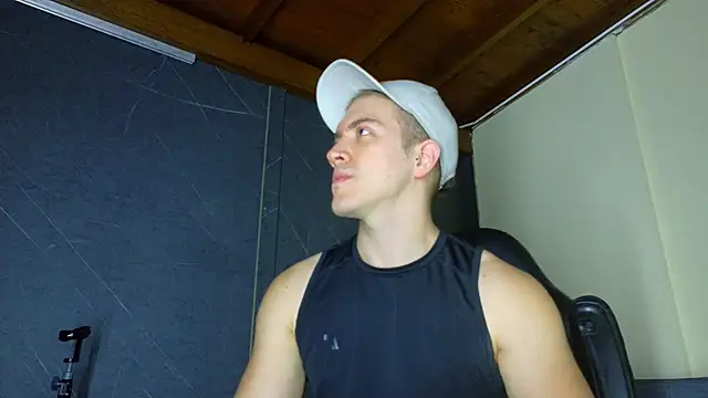 ALANNFERRER online show from March 11, 2026, 10:10 am