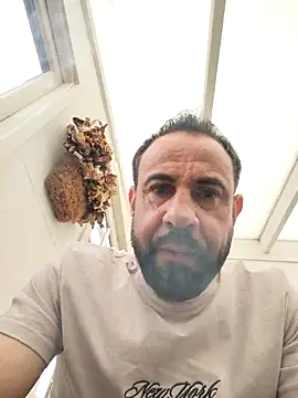 Snapshot of mykelem chatting on May 15, 2026, 3:52 pm mykelem online show from May 15, 2026, 3:52 pm
