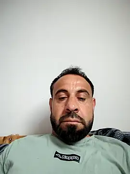 Snapshot of mykelem chatting on May 19, 2026, 5:52 pm mykelem online show from May 19, 2026, 5:52 pm