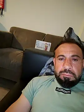 Snapshot of mykelem chatting on May 25, 2026, 5:52 pm mykelem online show from May 25, 2026, 5:52 pm