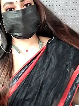 Snapshot of Cutie_nila26 chatting on November 6, 2025, 5:52 am Cutie nila26 online show from November 6, 2025, 5:52 am