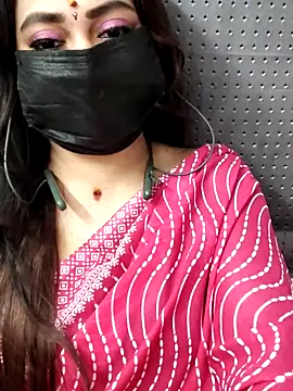 Snapshot of Cutie_nila26 chatting on November 13, 2025, 6:01 am Cutie nila26 online show from November 13, 2025, 6:01 am