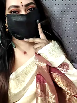 Snapshot of Cutie_nila26 chatting on November 30, 2025, 5:33 am Cutie nila26 online show from November 30, 2025, 5:33 am