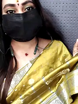 Snapshot of Cutie_nila26 chatting on December 1, 2025, 5:45 am Cutie nila26 online show from December 1, 2025, 5:45 am