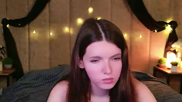 Gaby Essen online show from November 14, 2025, 8:51 pm