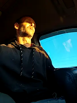 Snapshot of Hungwell1515 chatting on November 19, 2025, 12:16 pm Hungwell1515 online show from November 19, 2025, 12:16 pm