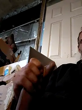 Snapshot of Hungwell1515 chatting on November 25, 2025, 12:27 pm Hungwell1515 online show from November 25, 2025, 12:27 pm