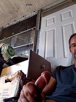 Snapshot of Hungwell1515 chatting on December 3, 2025, 5:00 pm Hungwell1515 online show from December 3, 2025, 5:00 pm