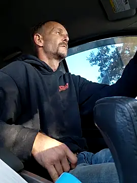 Snapshot of Hungwell1515 chatting on December 15, 2025, 3:05 pm Hungwell1515 online show from December 15, 2025, 3:05 pm