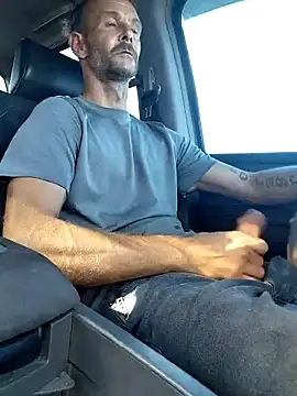 Hungwell1515 online show from December 22, 2025, 7:55 pm