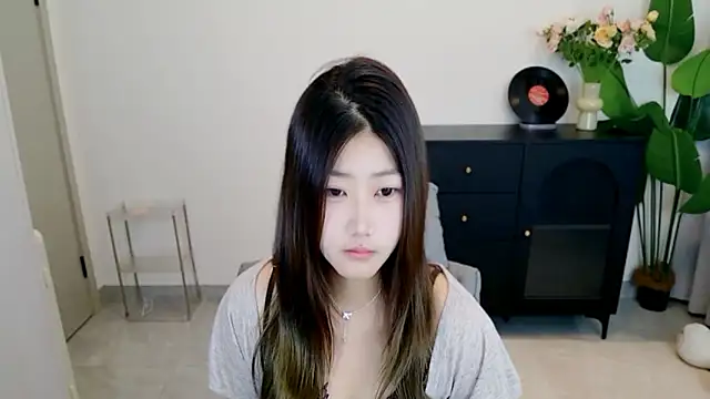 Snapshot of xiaouli chatting on September 9, 2025, 1:27 am xiaouli online show from September 9, 2025, 1:27 am