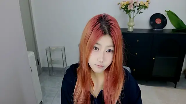 Snapshot of xiaouli chatting on October 19, 2025, 2:01 am xiaouli online show from October 19, 2025, 2:01 am