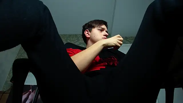 Snapshot of FelixStarkk chatting on October 3, 2025, 4:42 am FelixStarkk online show from October 3, 2025, 4:42 am