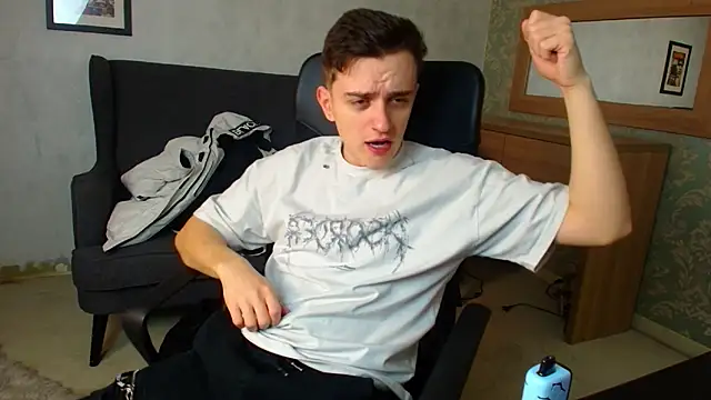 Snapshot of FelixStarkk chatting on December 1, 2025, 4:50 am FelixStarkk online show from December 1, 2025, 4:50 am