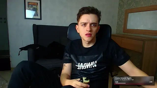 Snapshot of FelixStarkk chatting on December 19, 2025, 5:25 am FelixStarkk online show from December 19, 2025, 5:25 am