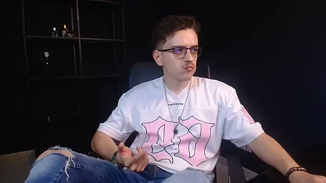 FelixStarkk online show from June 13, 2026, 9:29 am