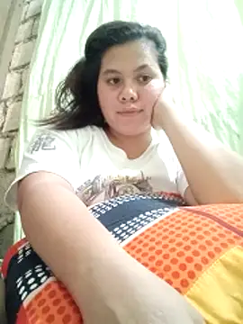Snapshot of phoenix_1994 chatting on December 20, 2025, 4:52 am phoenix 1994 online show from December 20, 2025, 4:52 am