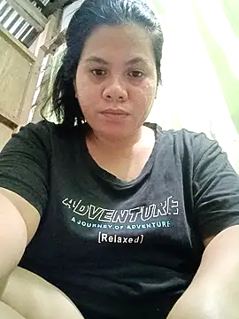 Snapshot of phoenix_1994 chatting on December 21, 2025, 11:39 am phoenix 1994 online show from December 21, 2025, 11:39 am
