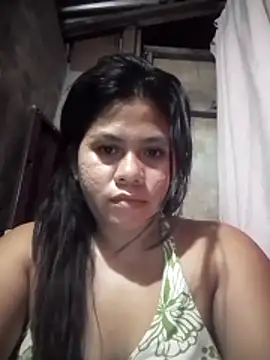 Snapshot of phoenix_1994 chatting on June 1, 2026, 9:05 pm phoenix 1994 online show from June 1, 2026, 9:05 pm