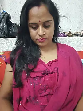 Hot-Riya001 online show from June 9, 2026, 5:35 pm