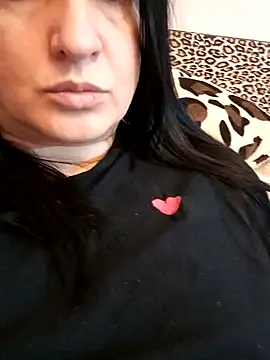 Snapshot of TriumphLove chatting on February 7, 2025, 8:53 pm TriumphLove online show from February 7, 2025, 8:53 pm