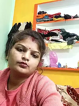 Snapshot of Hot_mirchjii chatting on January 8, 2026, 9:39 pm Hot mirchjii online show from January 8, 2026, 9:39 pm