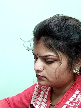 Snapshot of Hot_mirchjii chatting on January 10, 2026, 2:35 am Hot mirchjii online show from January 10, 2026, 2:35 am