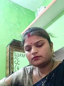 Snapshot of Hot_mirchjii chatting on March 7, 2026, 8:44 am Hot mirchjii online show from March 7, 2026, 8:44 am