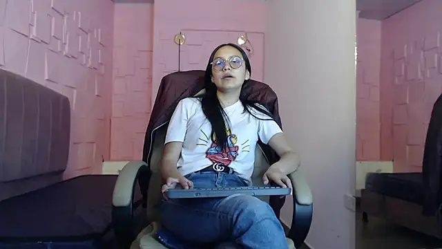 katalina07 1 online show from March 29, 2026, 8:09 pm